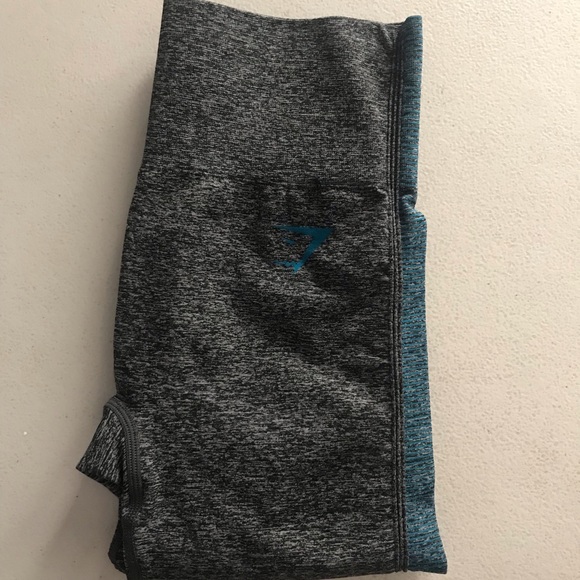 SOLD***Gymshark Amplify Seamless Leggings - Picture 3 of 8